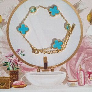 Stainless steel blue clover bracelet